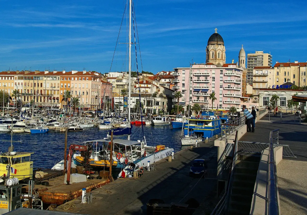 Saint-Raphaël, location AEC Collection