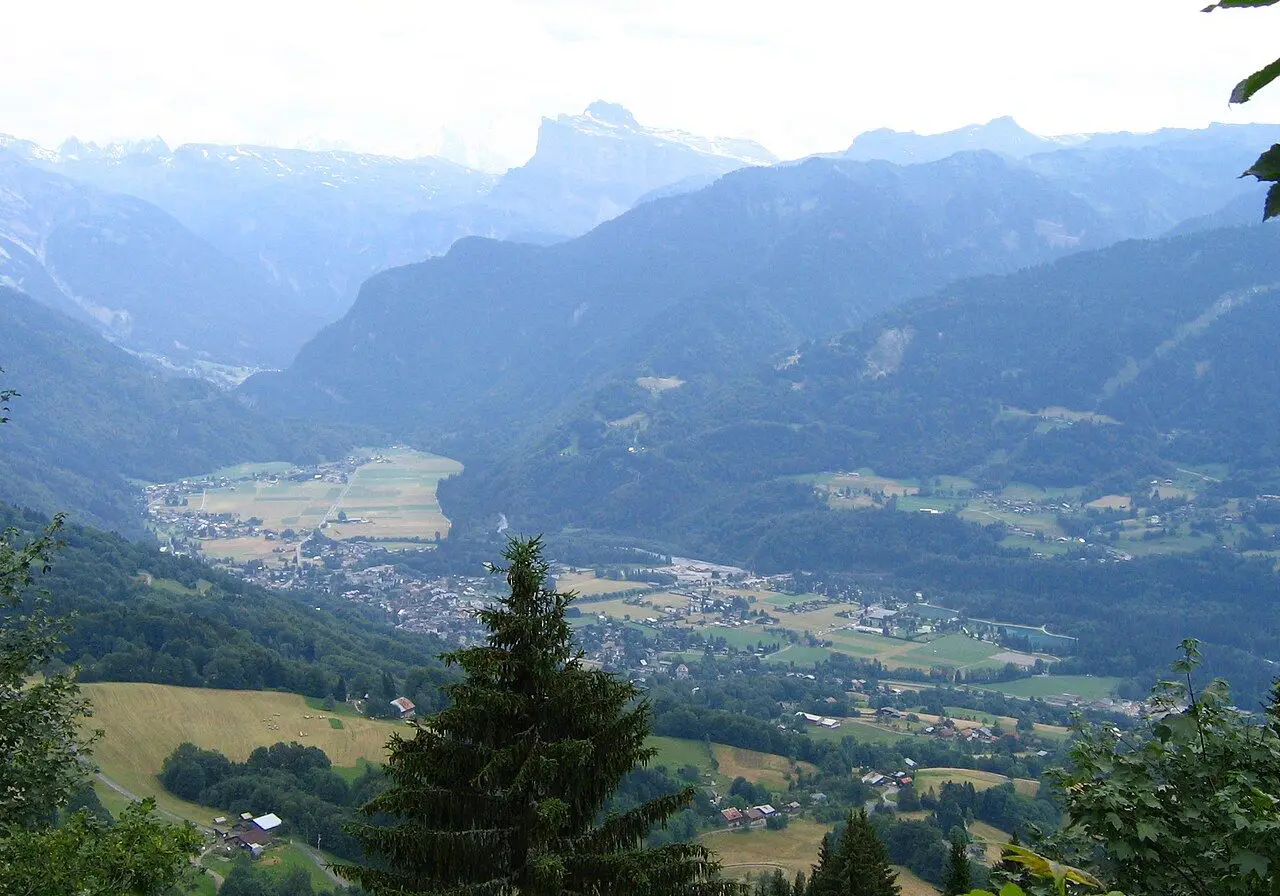 Samoëns, location AEC Collection
